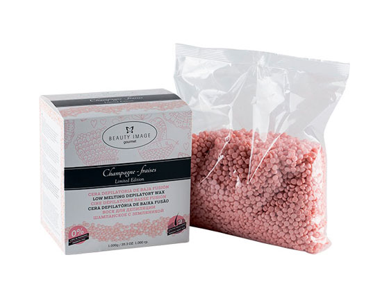 СПА-аромадепиляция, воск линии ГУРМЭ с ароматом шампанского и свежей земляники, горячий и теплый, средней плотности.